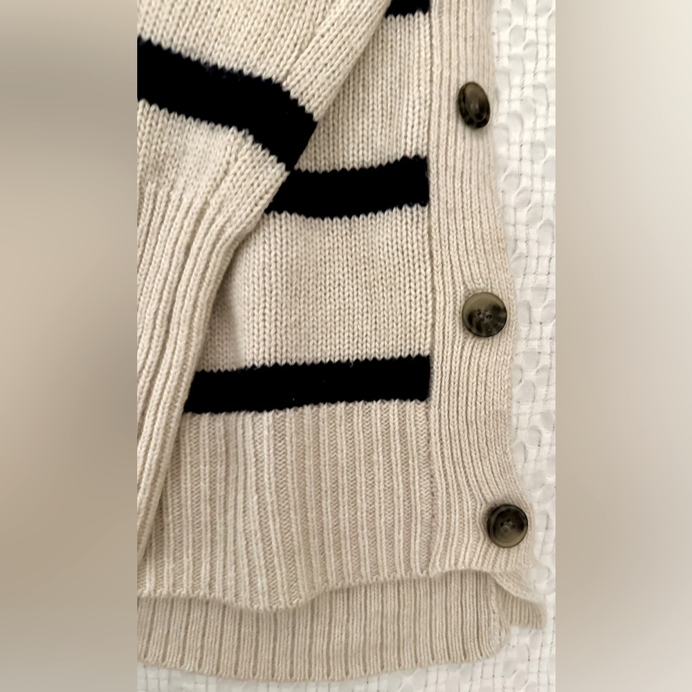 Tuckernuck Bar Harbor Oatmeal/Navy Striped Sweater in Wool/Cashmere/Viscose XS - Picture 4 of 9